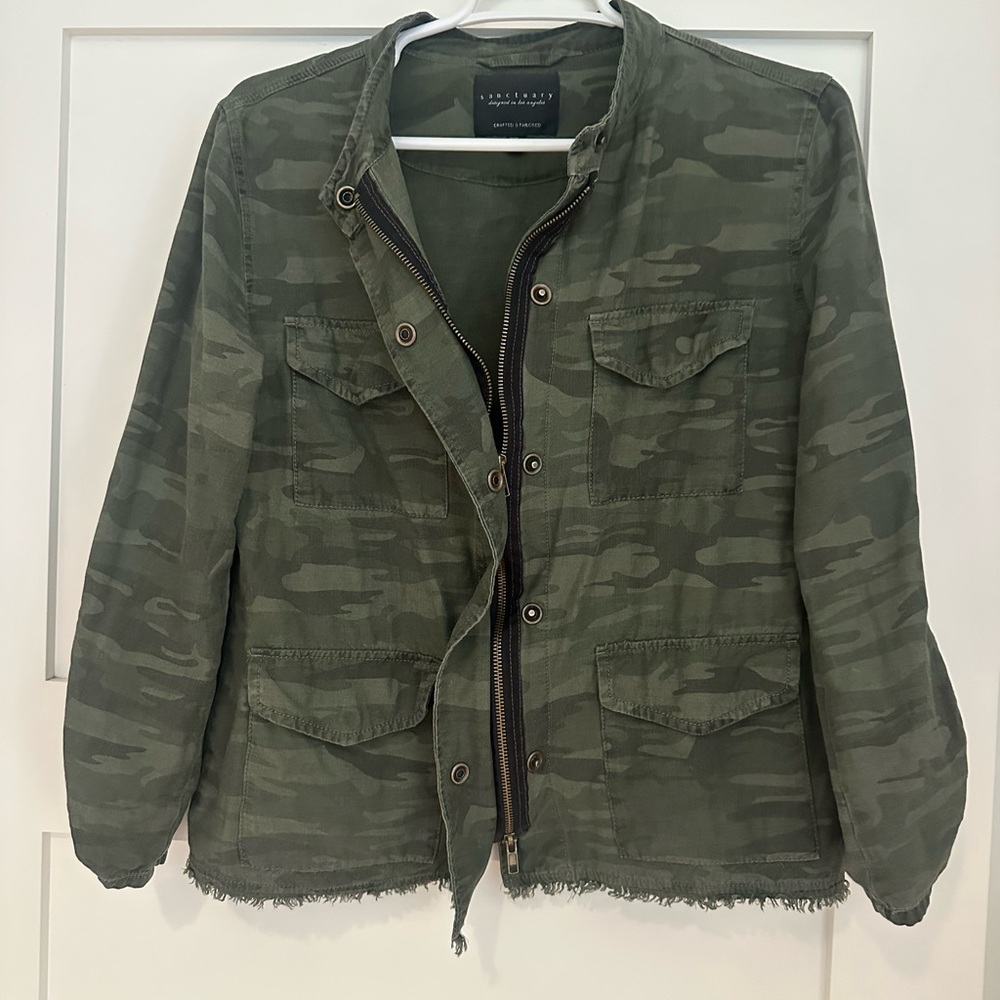 Sanctuary Camouflage Women's Lightweight Jacket